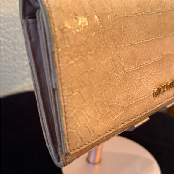 Miu Miu Beige Crocodile-Embossed Leather Continental Wallet - Picture 4 of 14